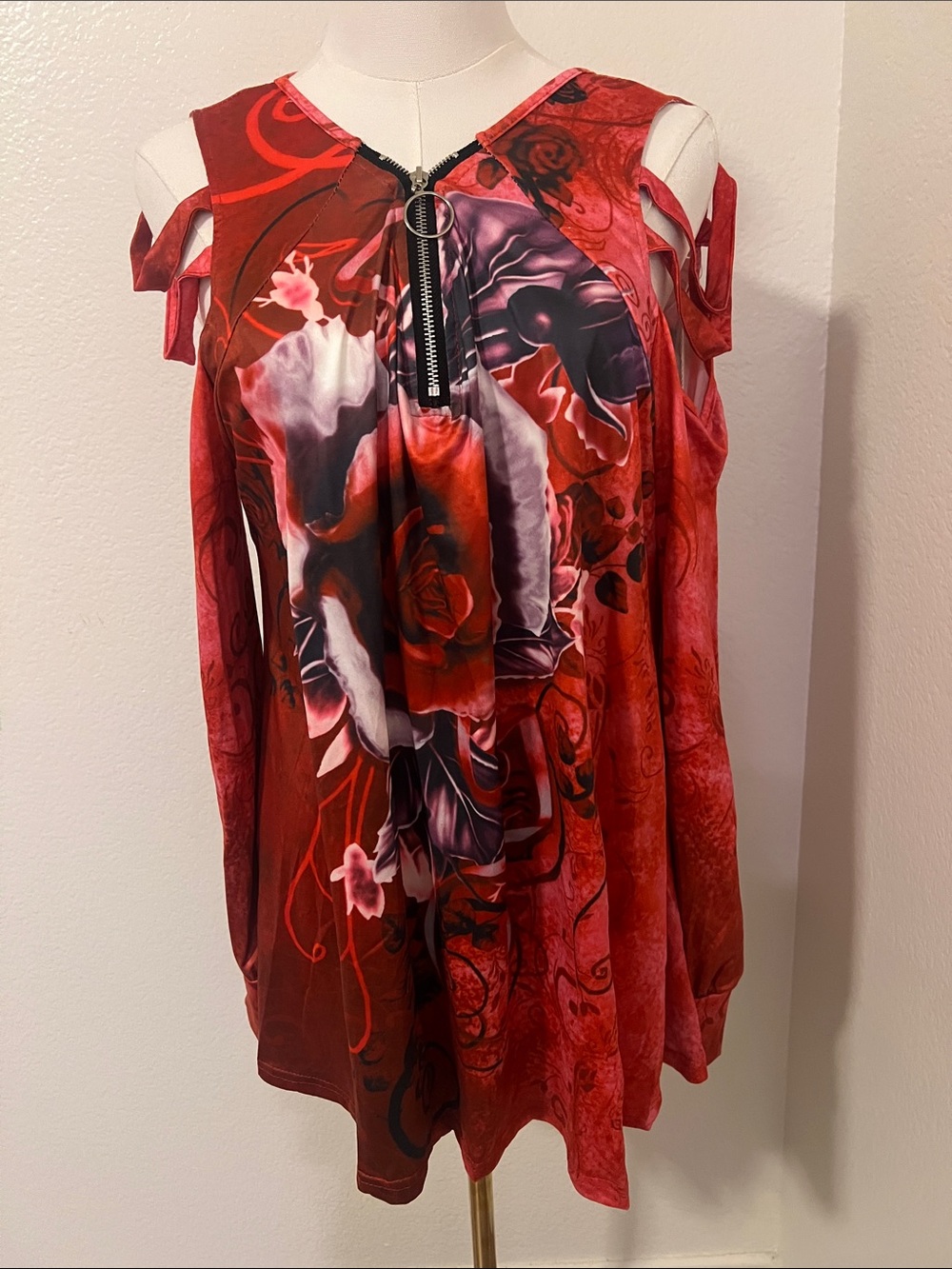 Red Floral Cold-Shoulder Tunic with Front Zip